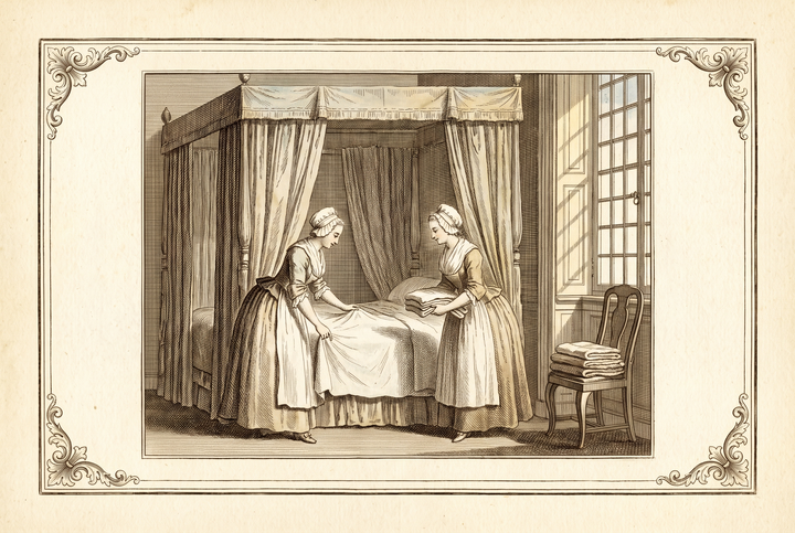 Femmes de chambre dressant un lit à baldaquin — gravure